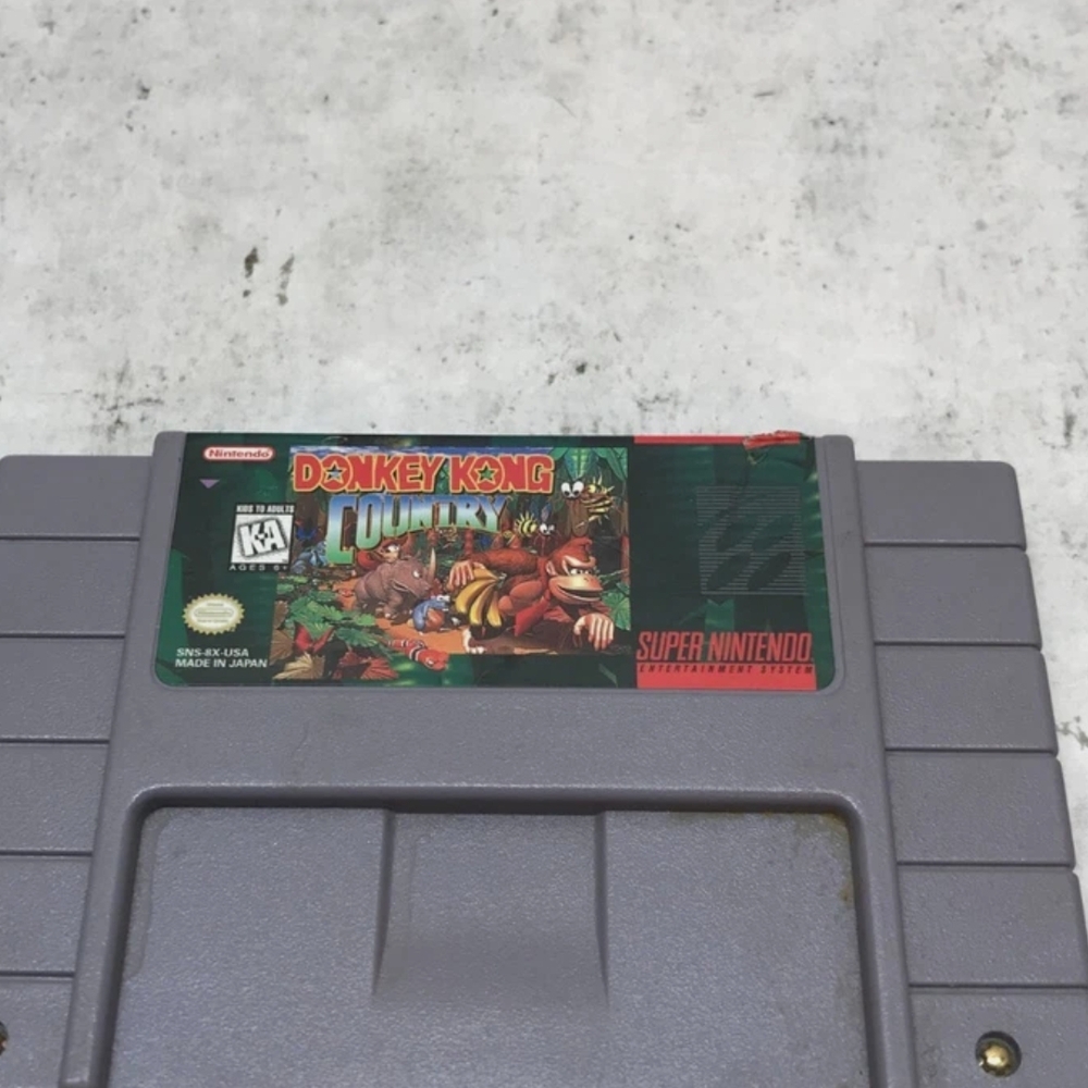Nintendo Gray Donkey Kong Country SNES Cartridge